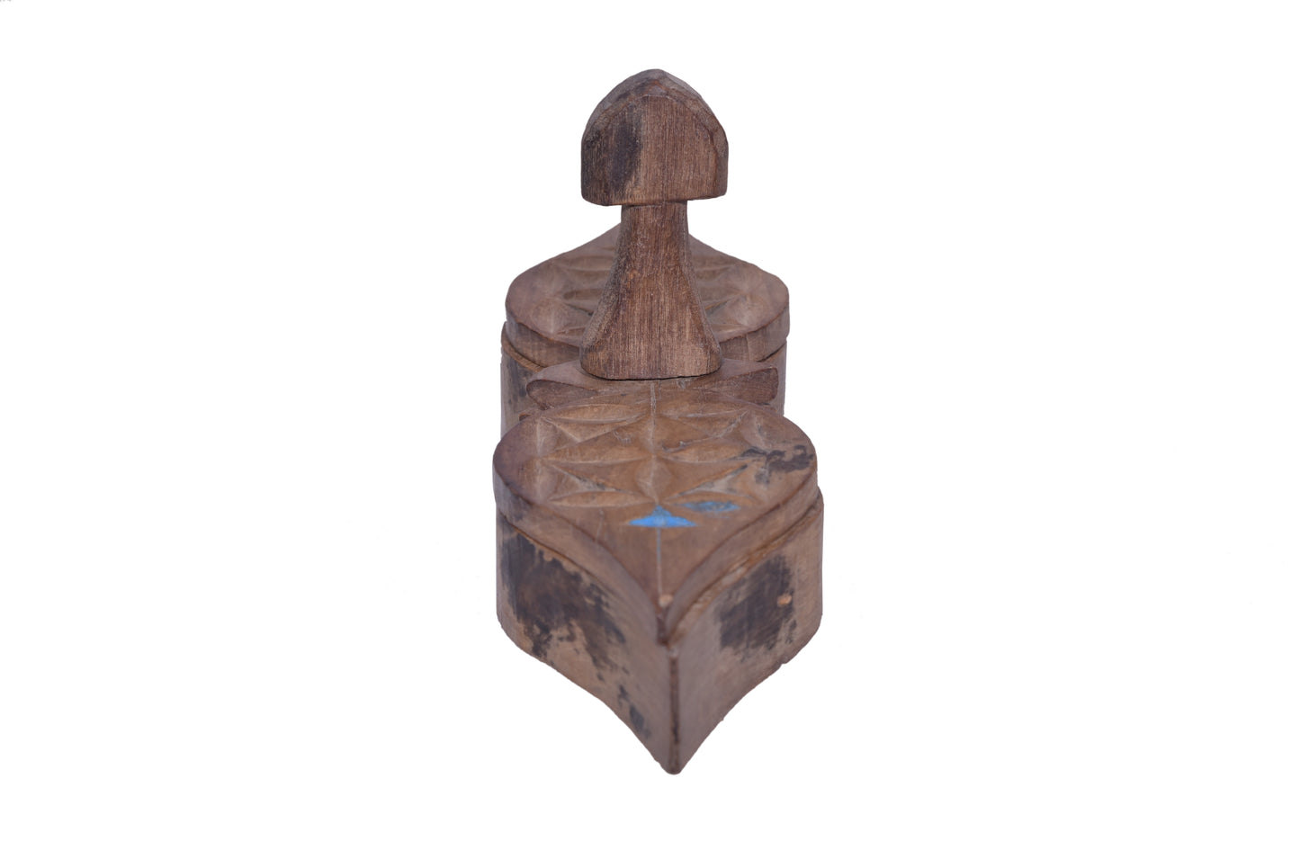 Side view of decorative box with lid.