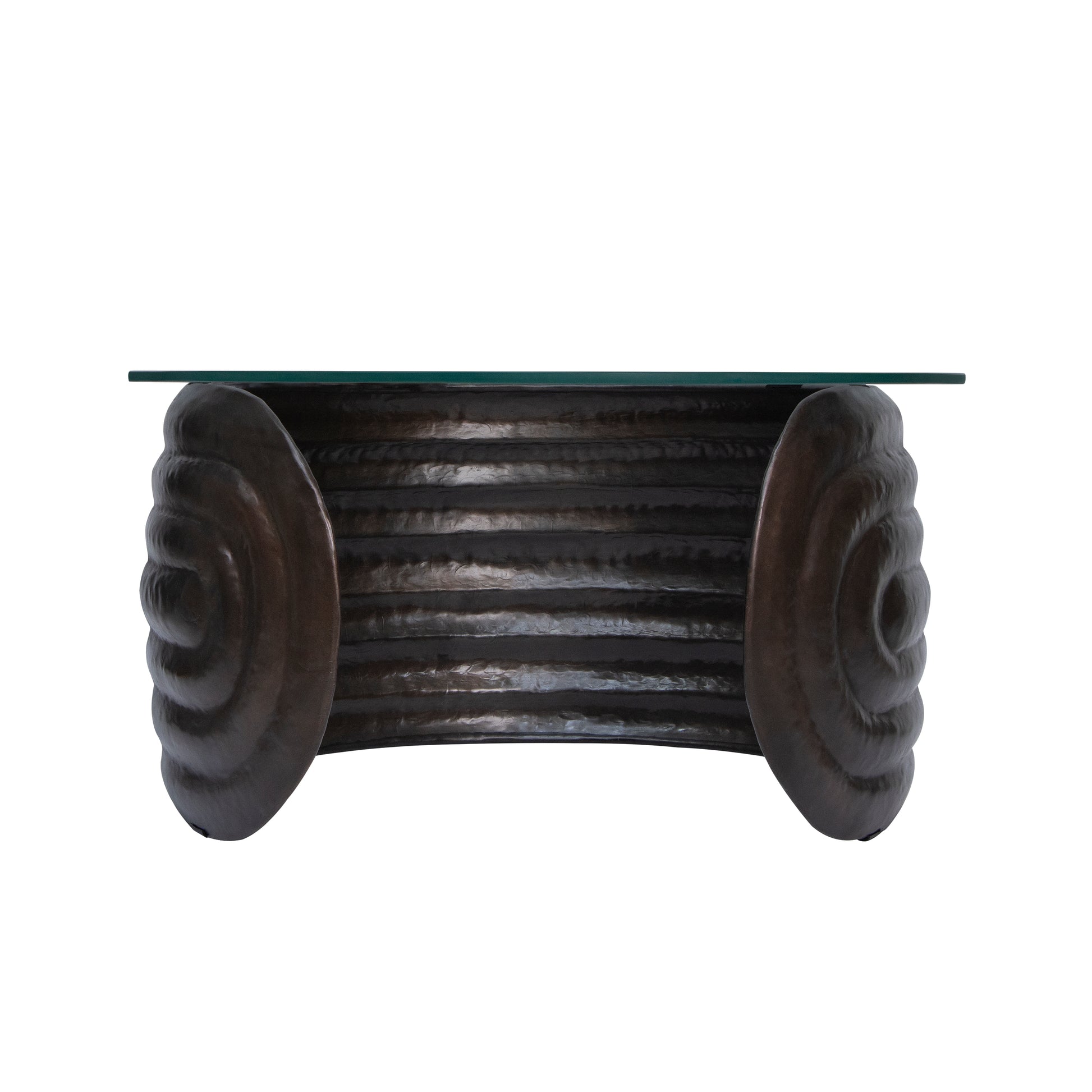 Inner view of Yahto Cuff Table