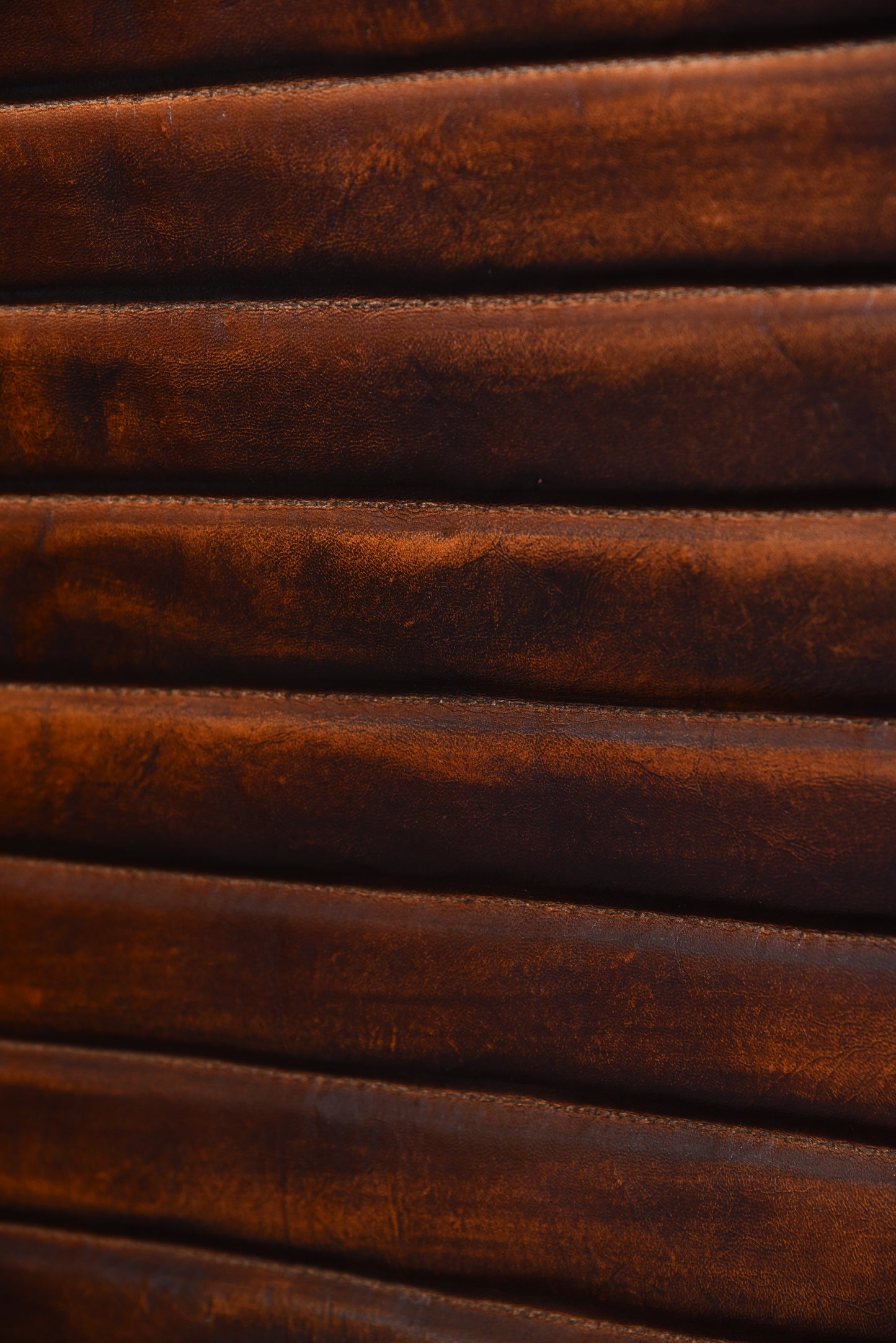Detailed shot of sturdy metal frame of Sling Chair