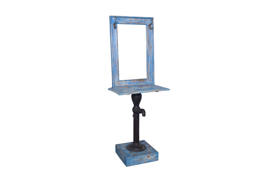 Side angle of the mirror with stand.